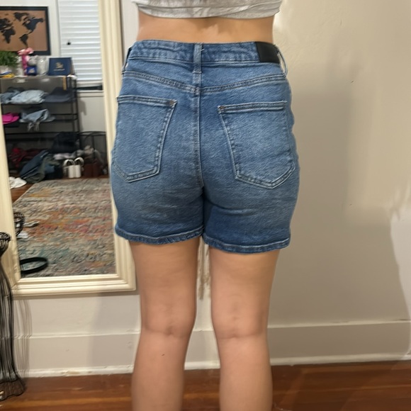 Denim shorts - Picture 3 of 3